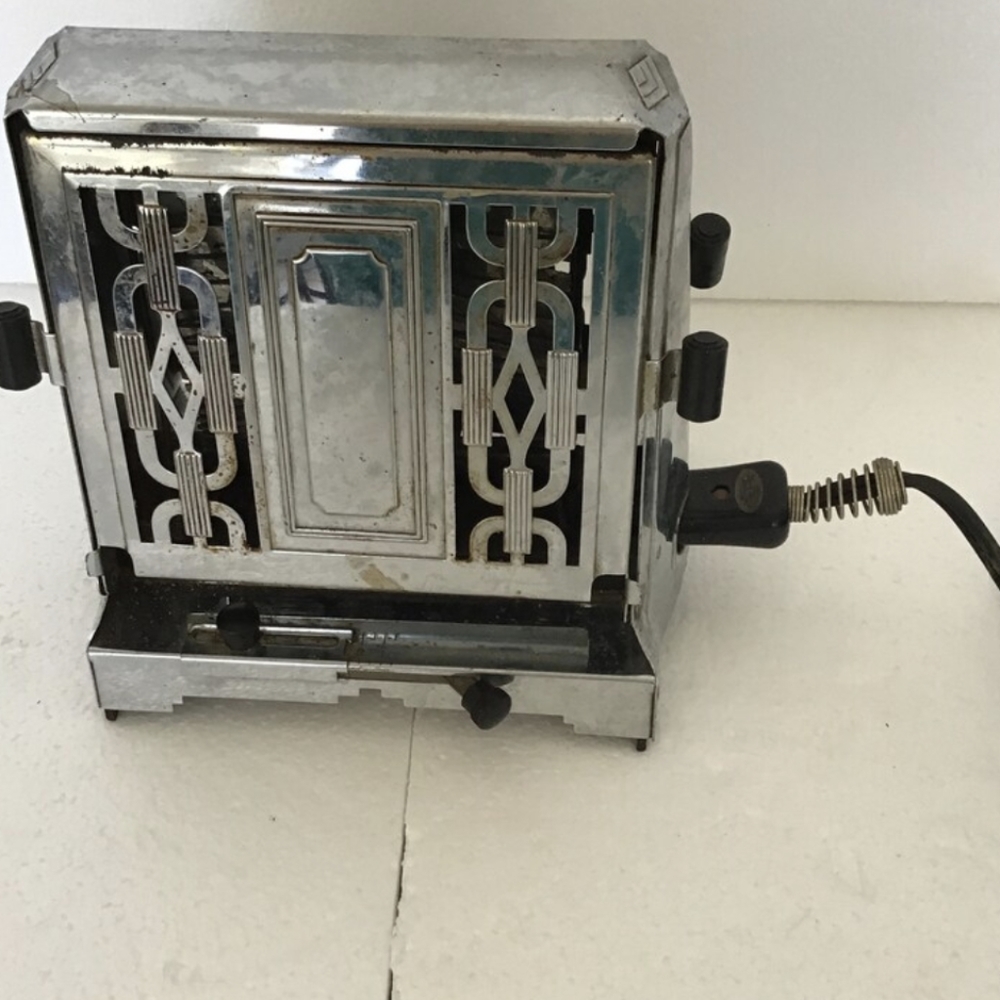 Antique 1930s toaster silver